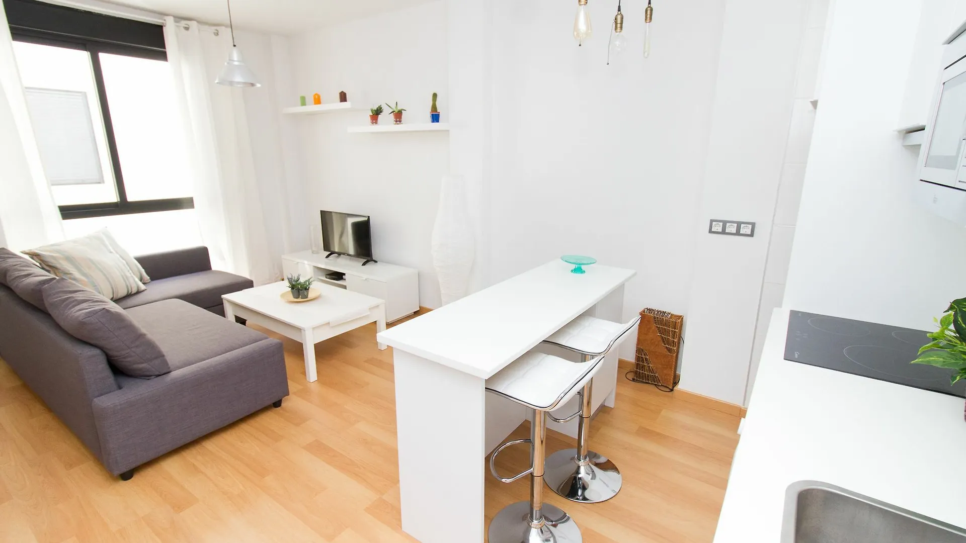 Beautiful One Bedroom Refino Malaga 0*,  Spain
