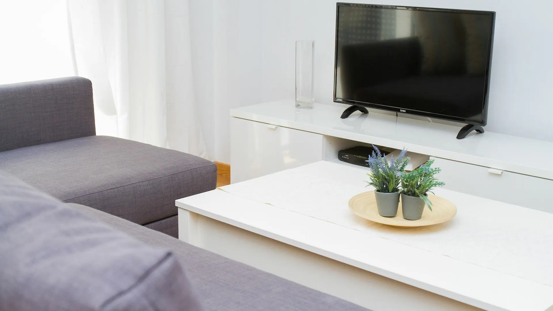 Beautiful One Bedroom Refino Malaga Apartment