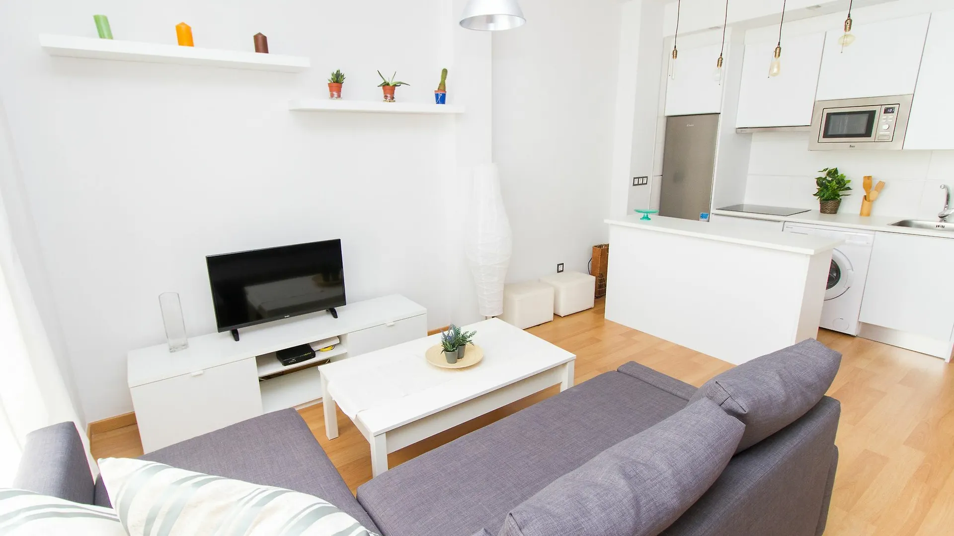 Apartment Beautiful One Bedroom Refino Malaga